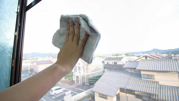 福島片付け110番の窓ガラス・サッシ・網戸・雨戸掃除サービス