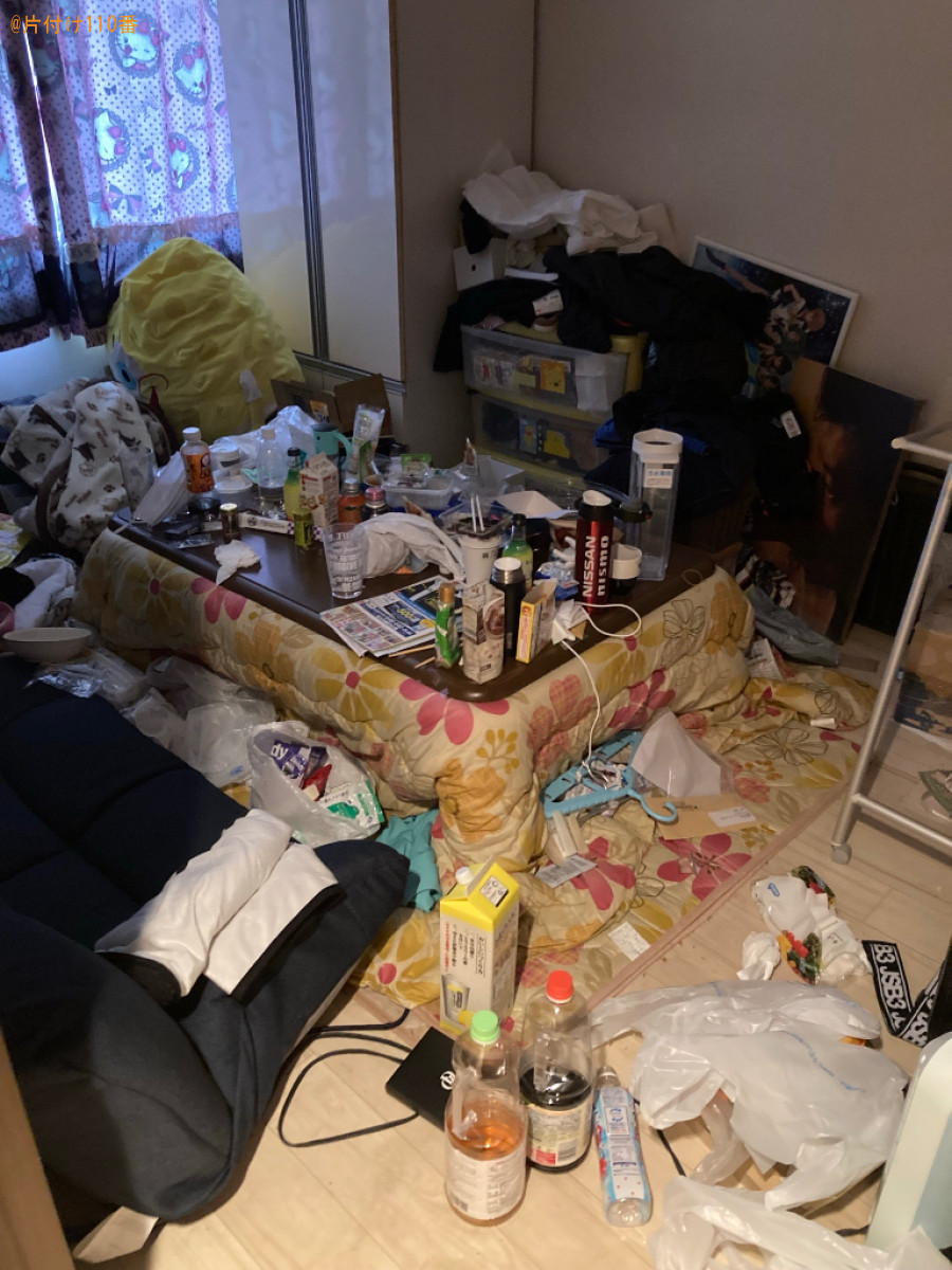 ゴミ屋敷状態の家の片付けとハウスクリーニングと家具の配置換え